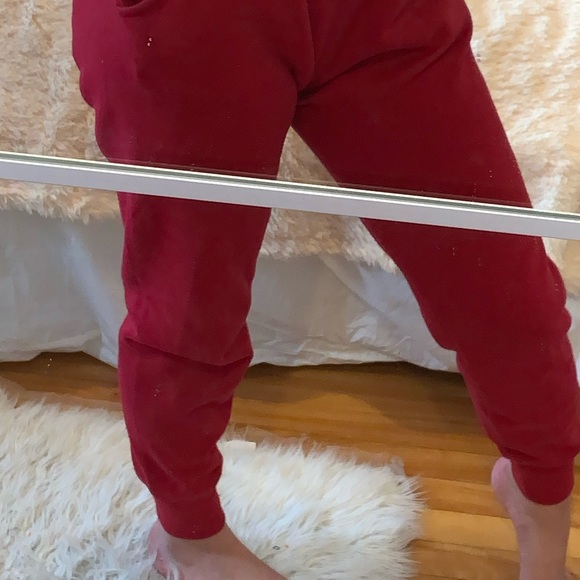 Red sweatpants - Picture 2 of 5